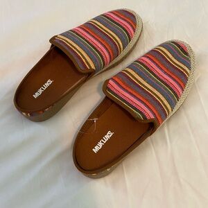 Women’s Size 11 colorful slides - new, never worn!
